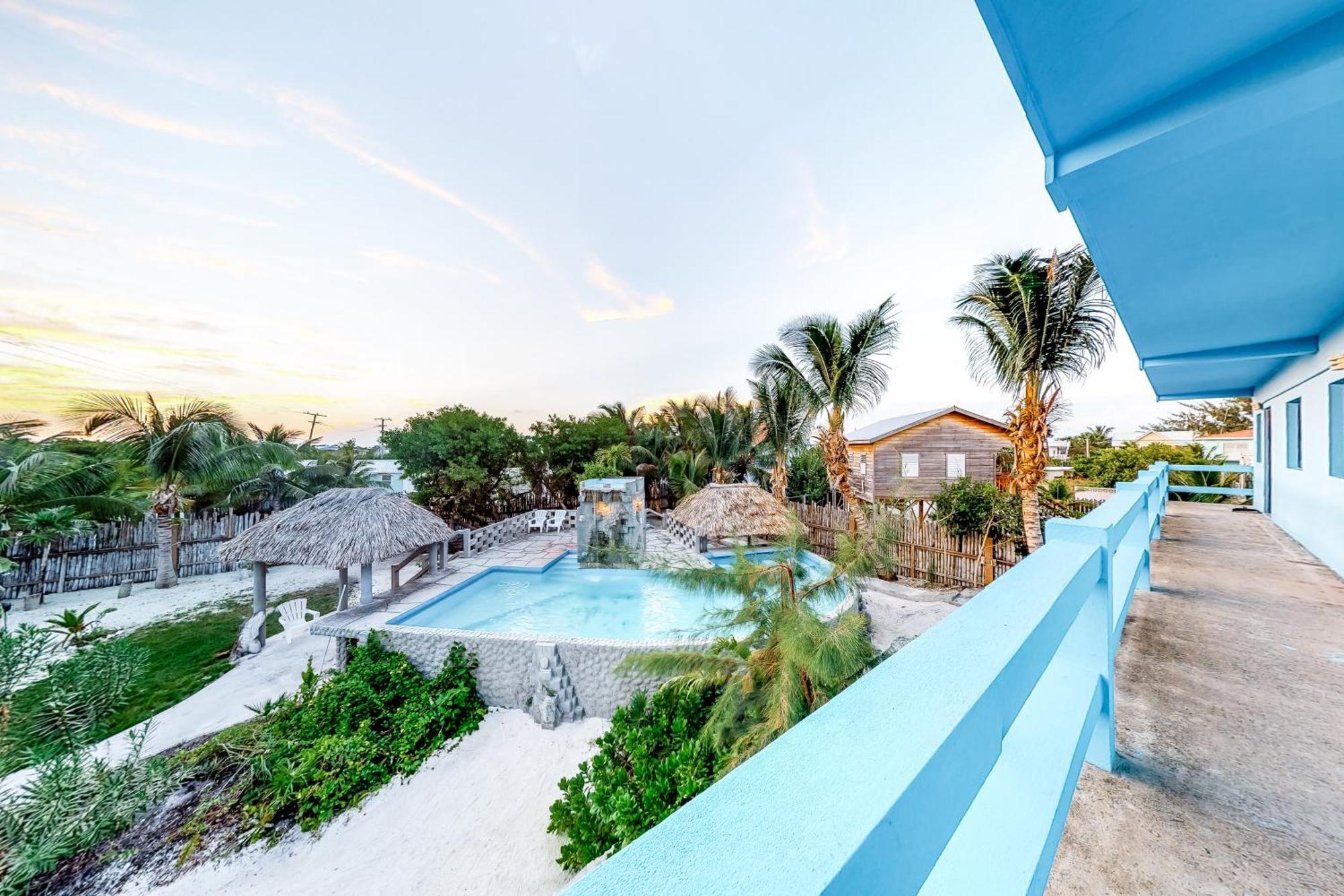 Mayan Falls Caye Caulker Room photo