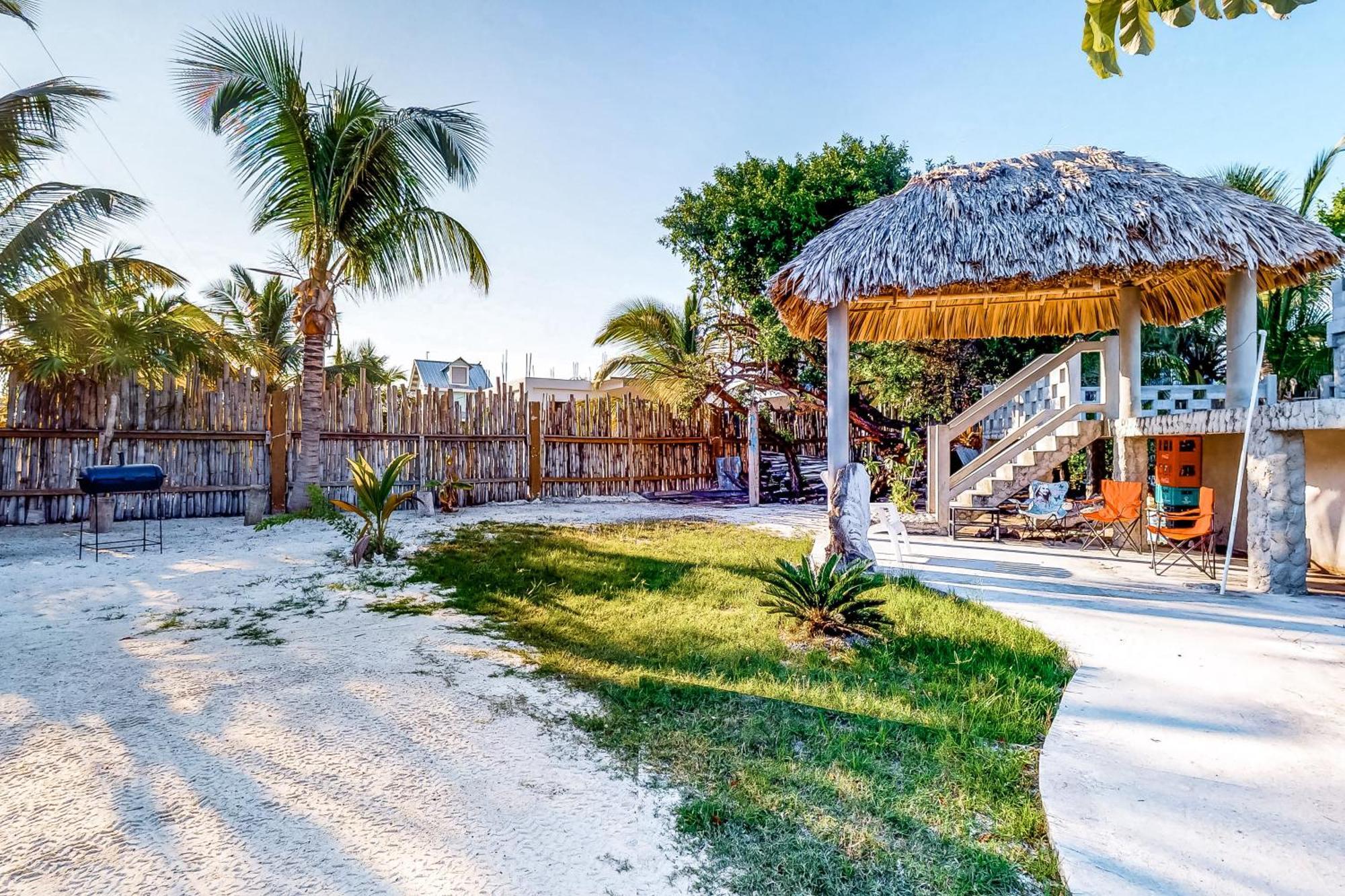 Mayan Falls Caye Caulker Room photo